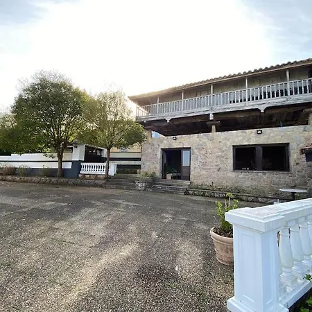 Semesterbostad La Costana - San Cucao De Llanera Aguera (Las Regueras, Asturias)