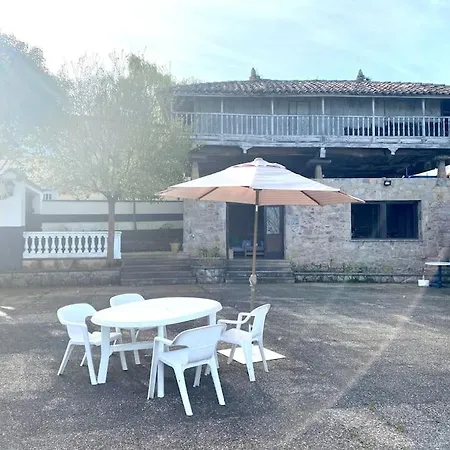 Semesterbostad La Costana - San Cucao De Llanera Aguera (Las Regueras, Asturias)